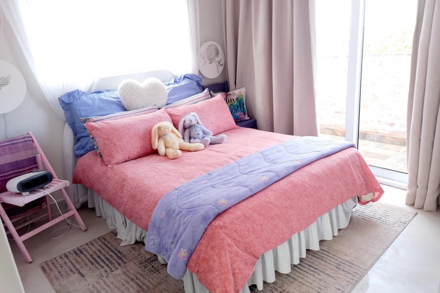 3 Bedroom Property for Sale in Bluewater Bay Western Cape